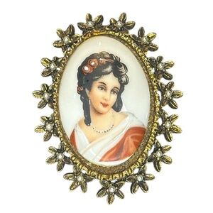 Limoges porcelain brooch, made in France